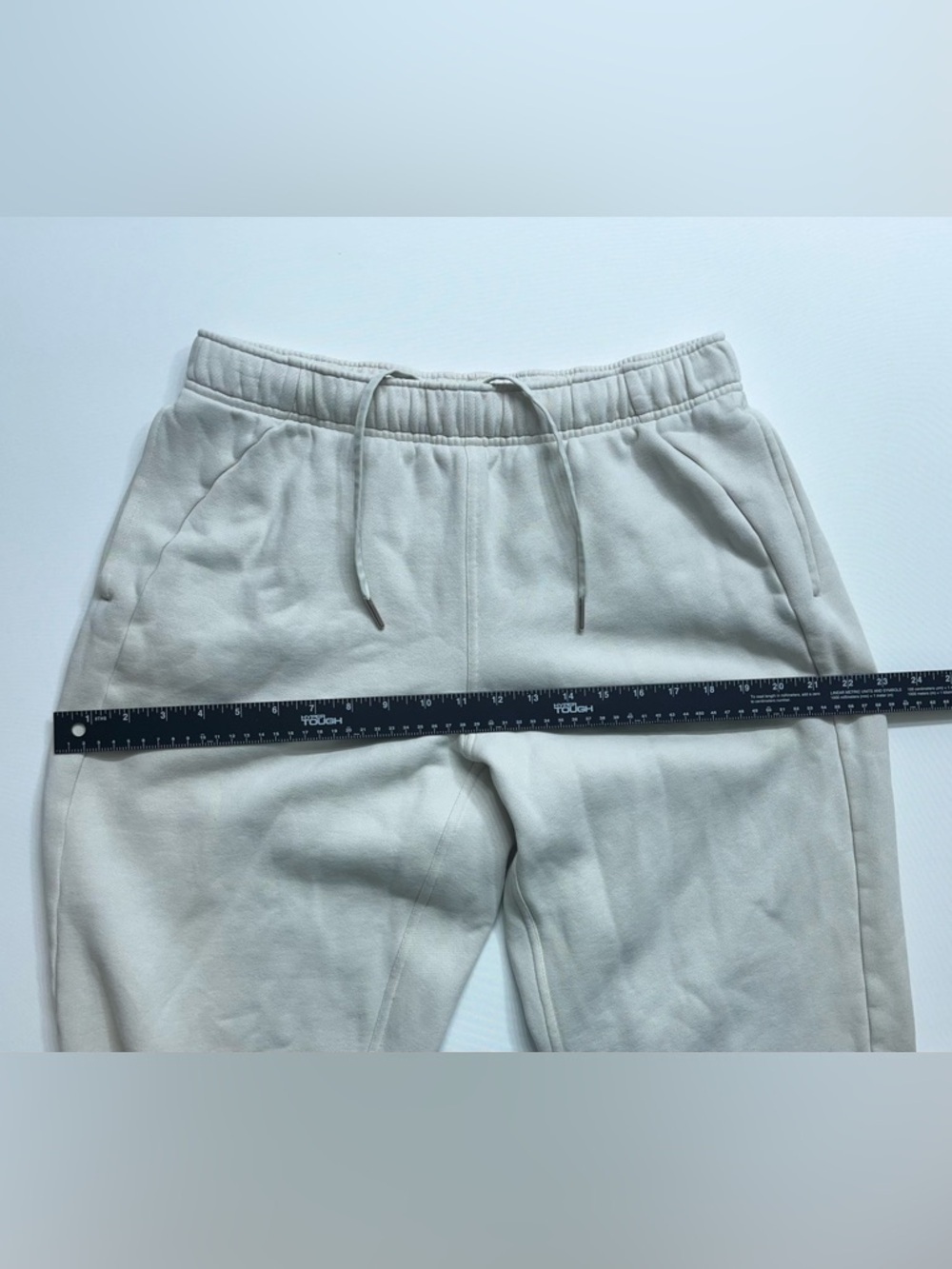 Lululemon Scuba MR Oversized Jogger Womens Size Medium LW5GLNS Bone White Heavy - Picture 5 of 16